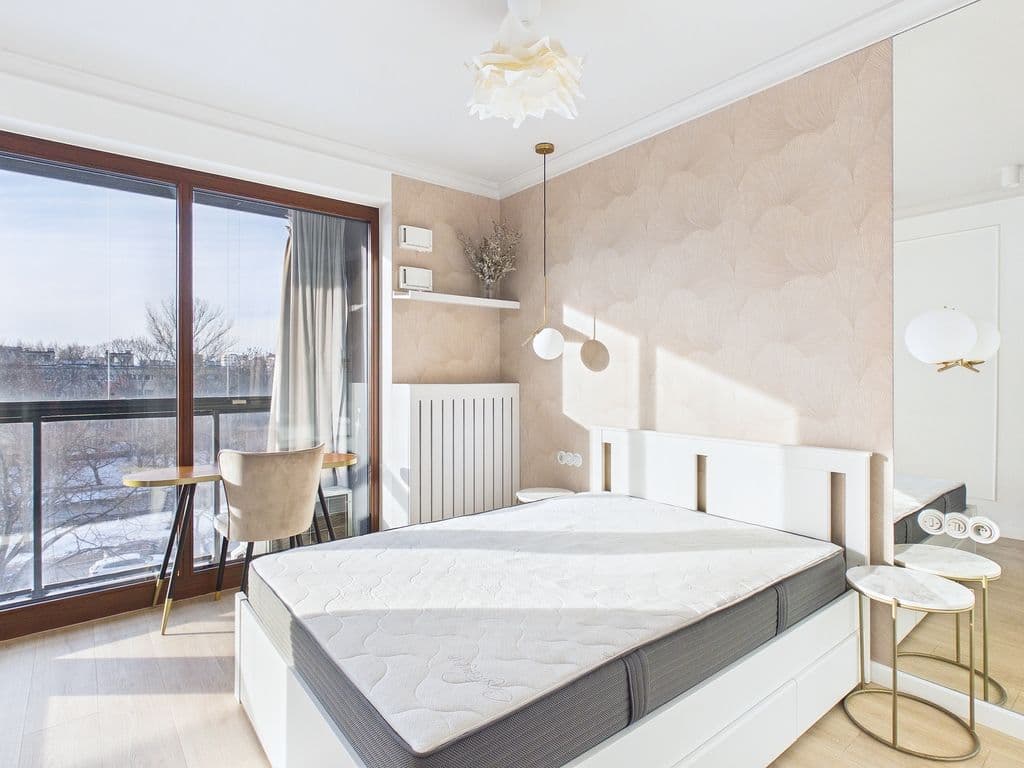 Светлая 2-комнатная квартира с лоджией в Марина Мокотов – 1