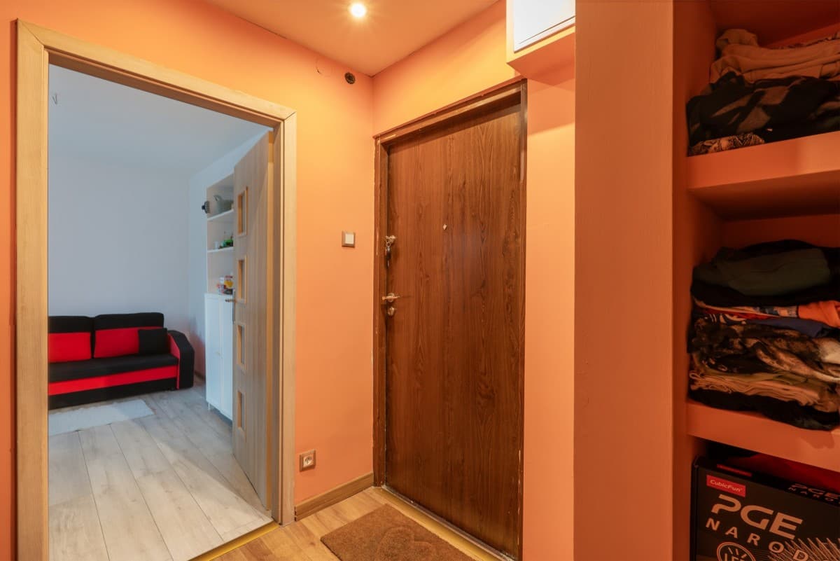 Двухкомнатная квартира для ремонта с балконом – 12