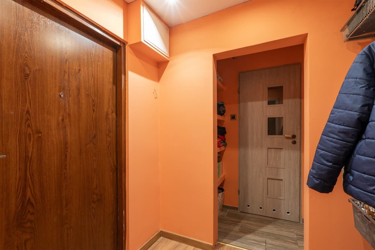 Двухкомнатная квартира для ремонта с балконом – 14