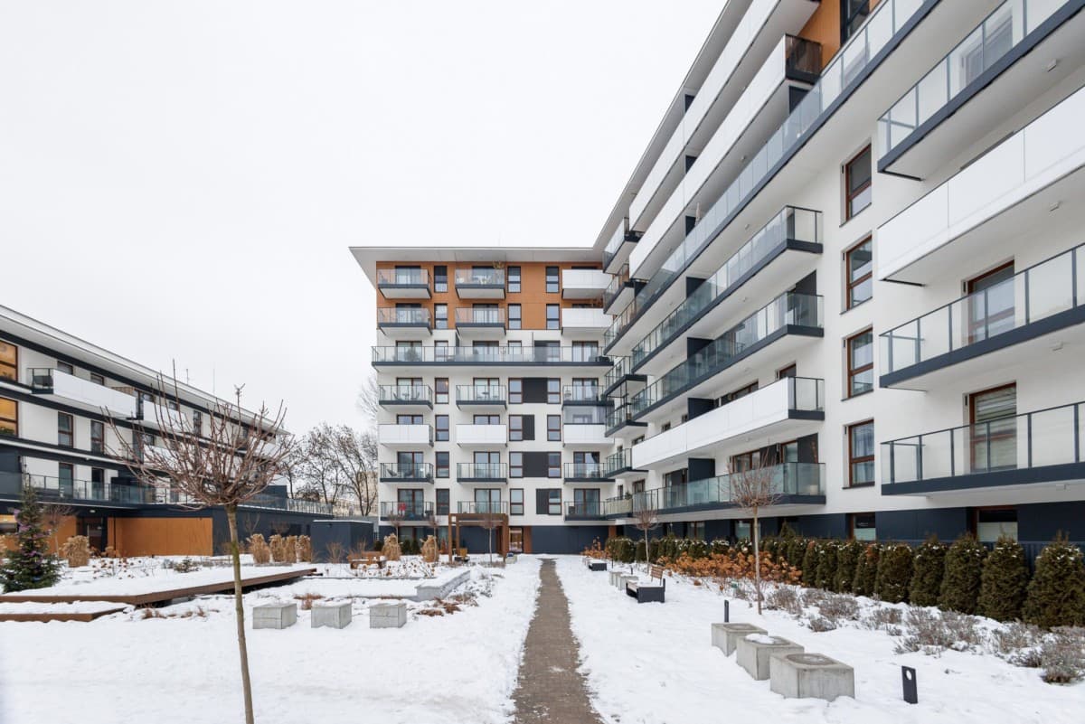 Стильная двухкомнатная квартира в безопасном комплексе – 13