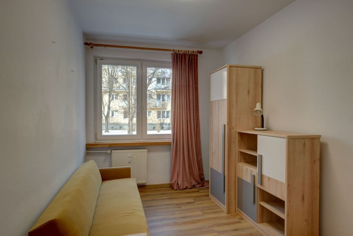 Просторная 4-комнатная квартира рядом с метро в Воле – 6