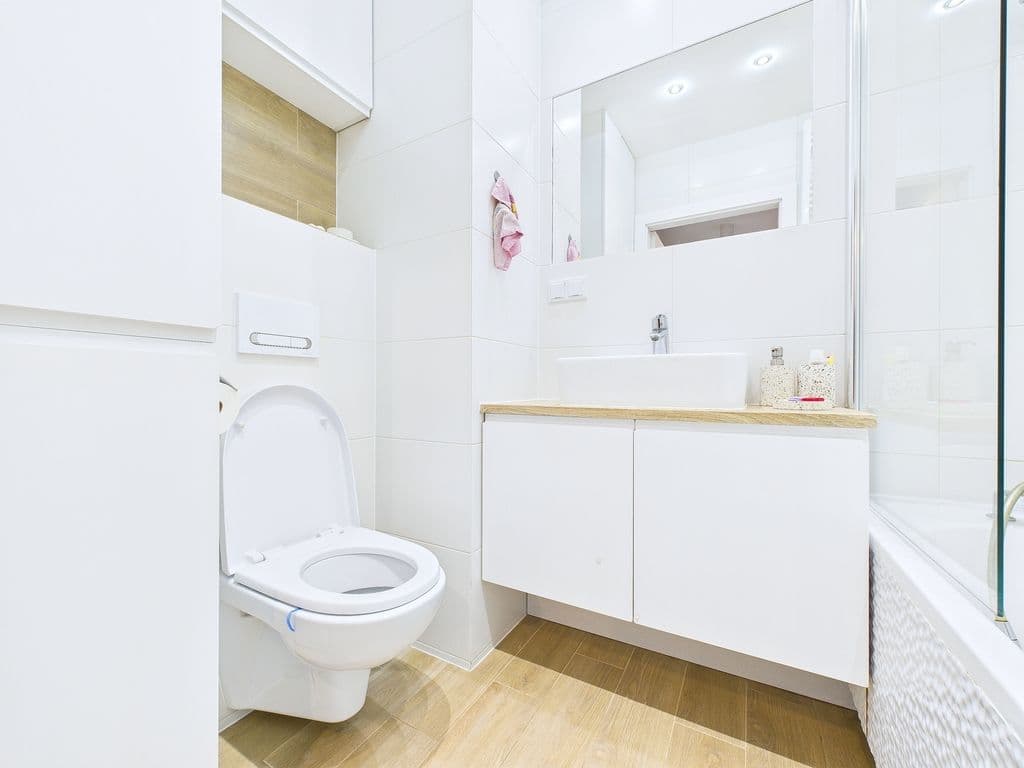 2-комнатная квартира 30 секунд до метро – 25