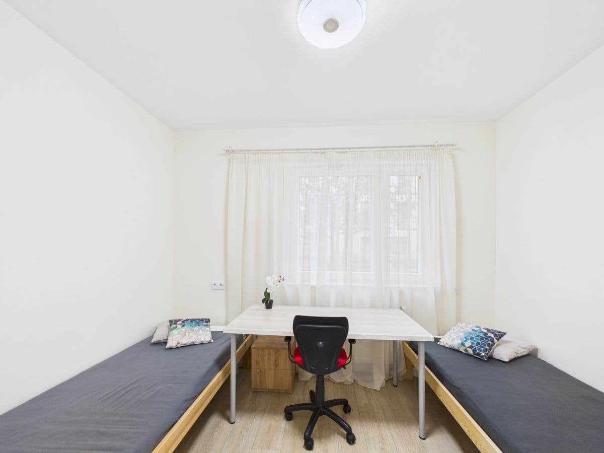 Трехкомнатная квартира с садом в закрытом комплексе – 10