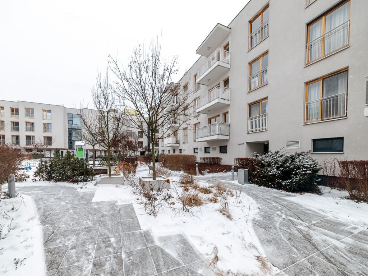 Просторная 2-комнатная квартира с балконом в Виланове – 22