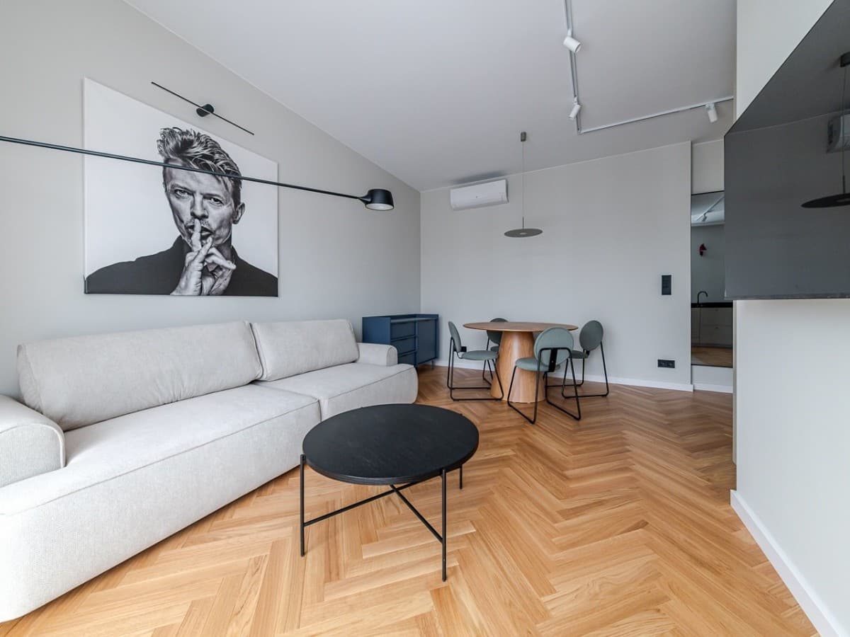 Просторная 2-комнатная квартира с балконом в Виланове – 3