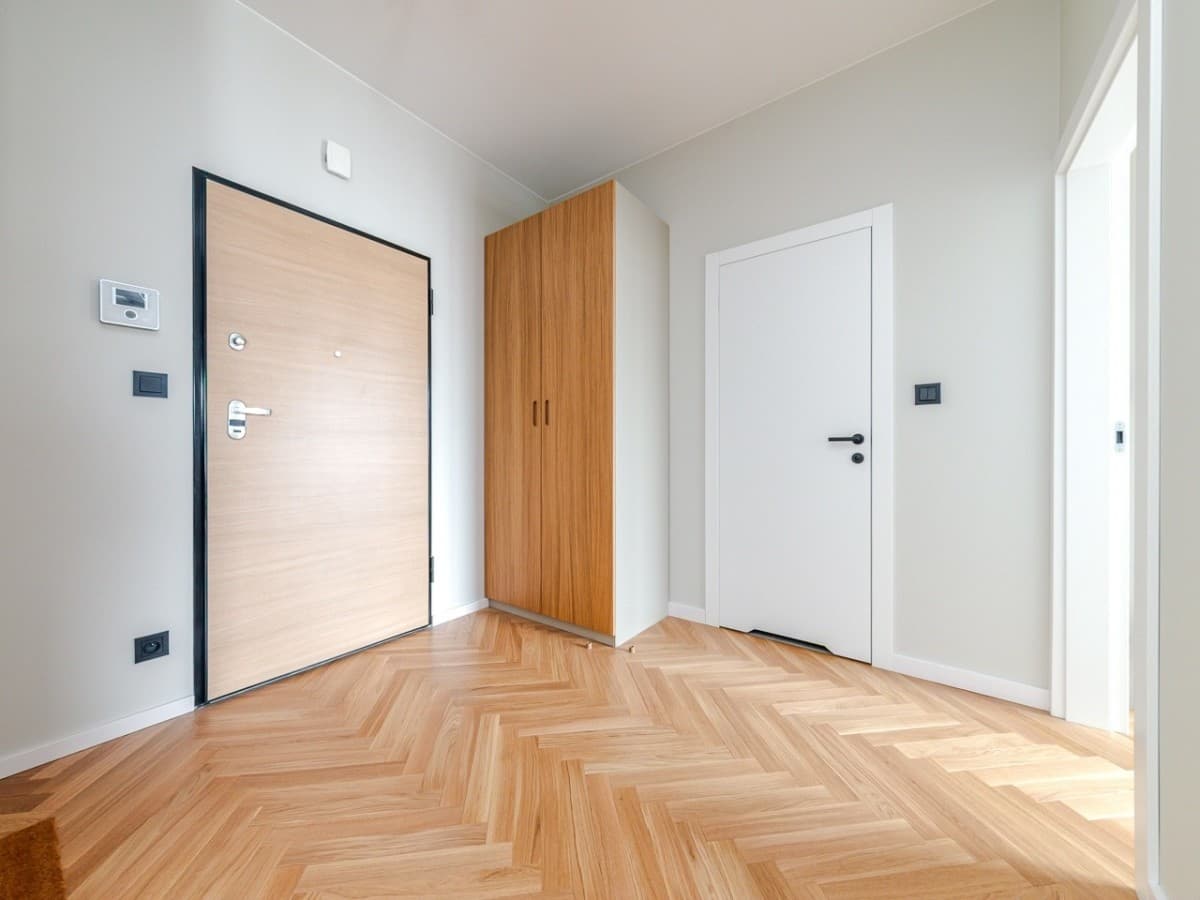 Просторная 2-комнатная квартира с балконом в Виланове – 11