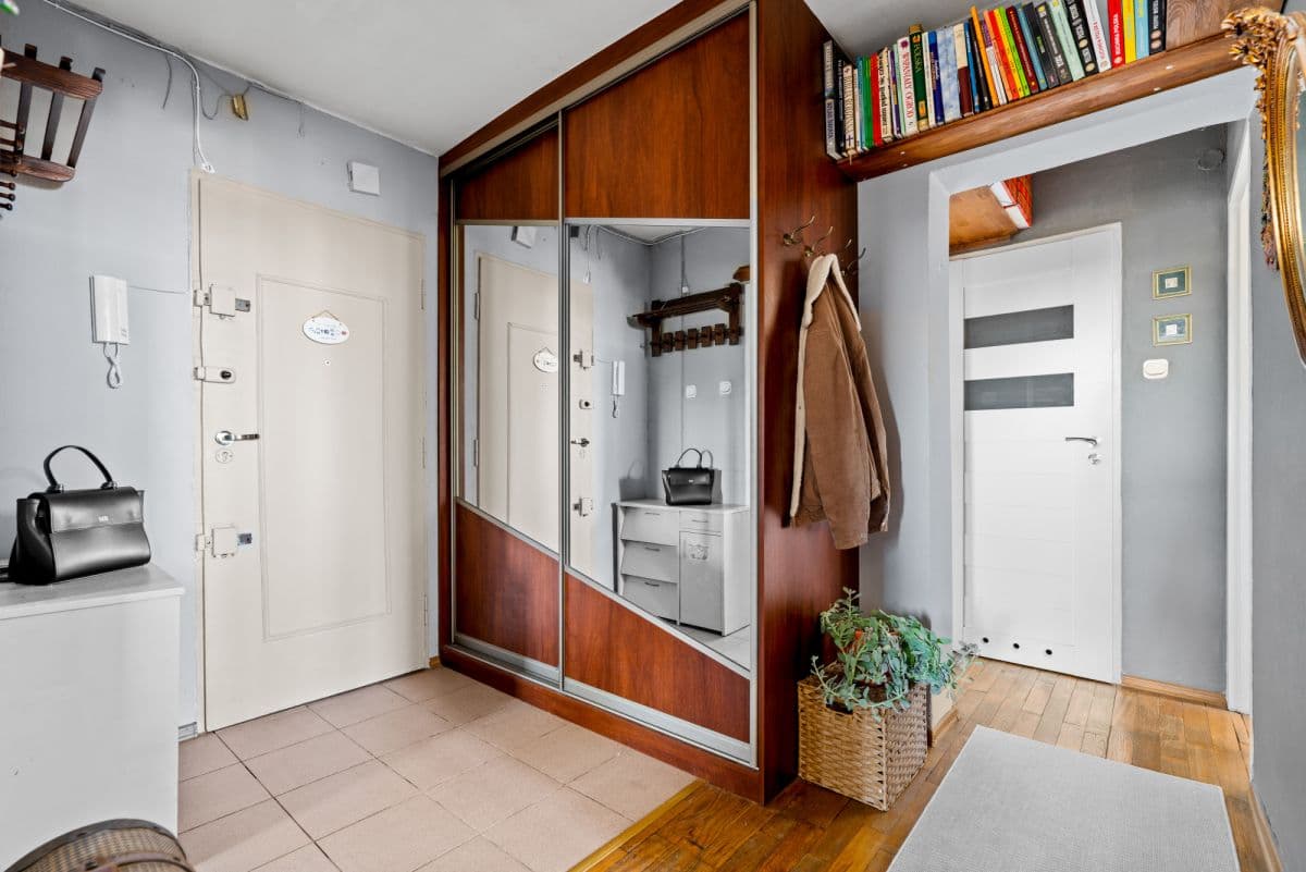 Функциональная квартира с балконом рядом с парком Скарышевски – 12