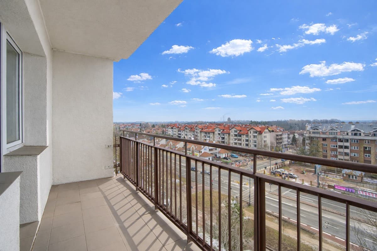 Светлая квартира с панорамным видом и лоджией – 1