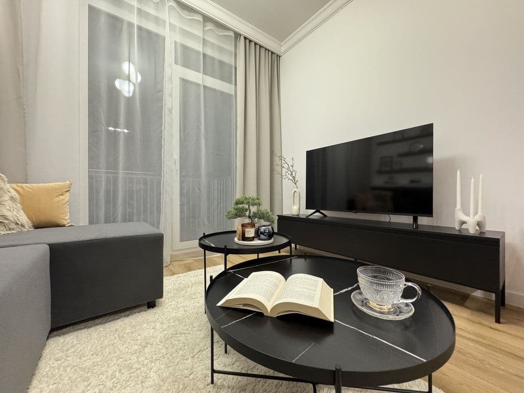 Современная 3-комнатная квартира с балконом на Влохах – 2