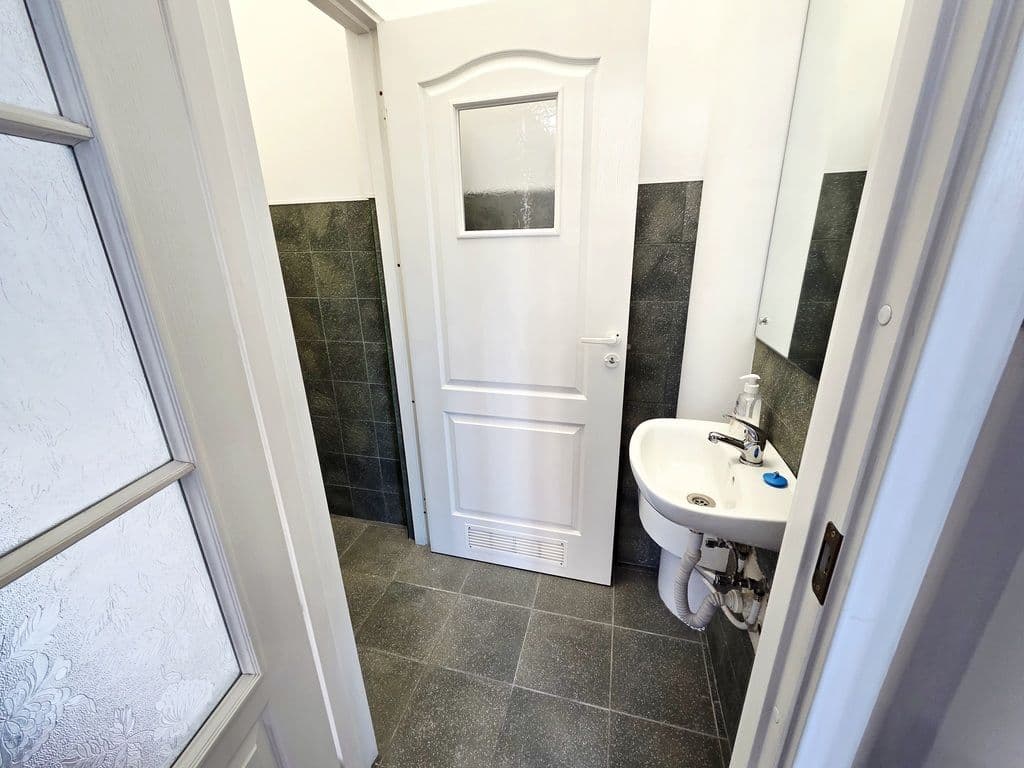 Свежевы renovated коммерческое помещение в отличном месте – 8