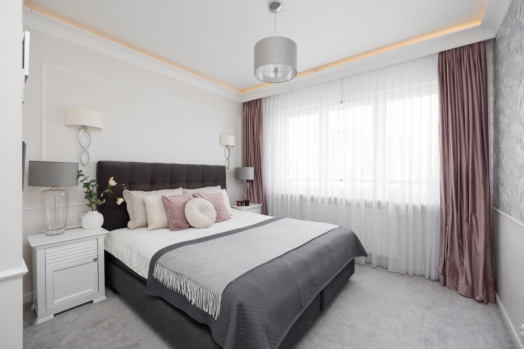 Просторная четырехкомнатная квартира у метро Вилановска – 8