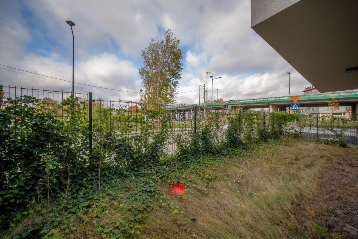 Просторная 4-комнатная квартира с двумя садами – 16