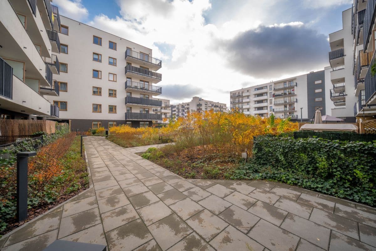 Просторная 4-комнатная квартира с двумя садами – 19