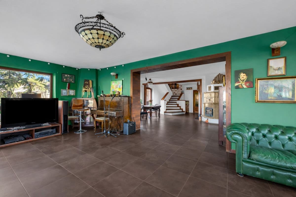 Просторный дом с частным садом в Фаленце – 9