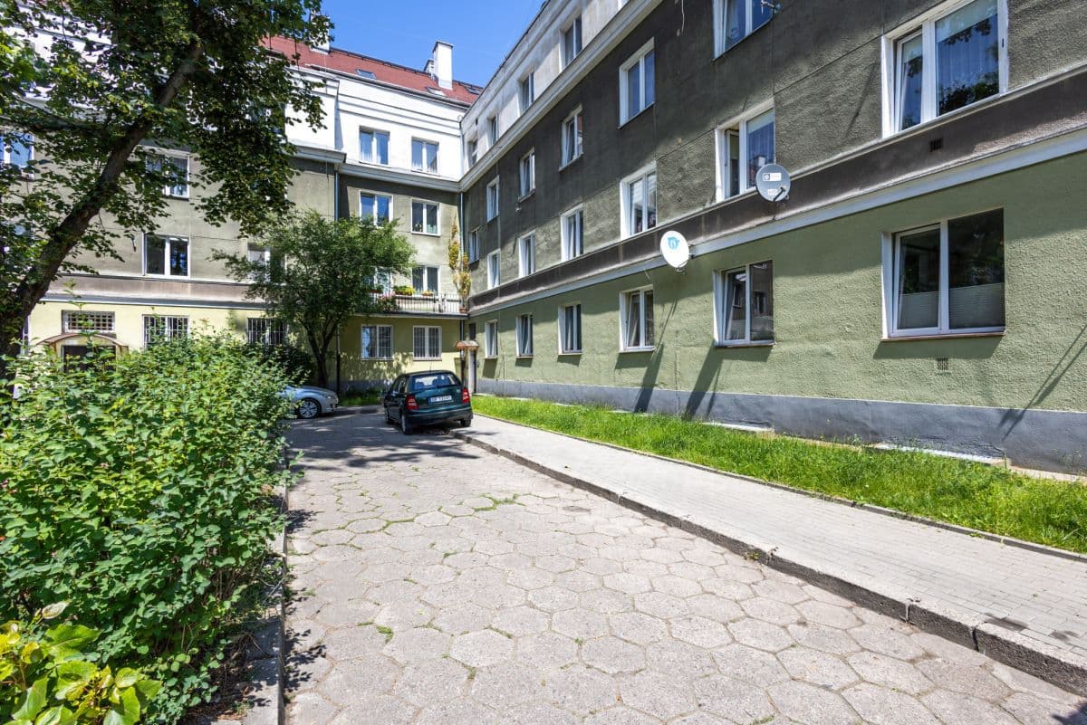 Уютная квартира после ремонта в старинном Мокотове – 19