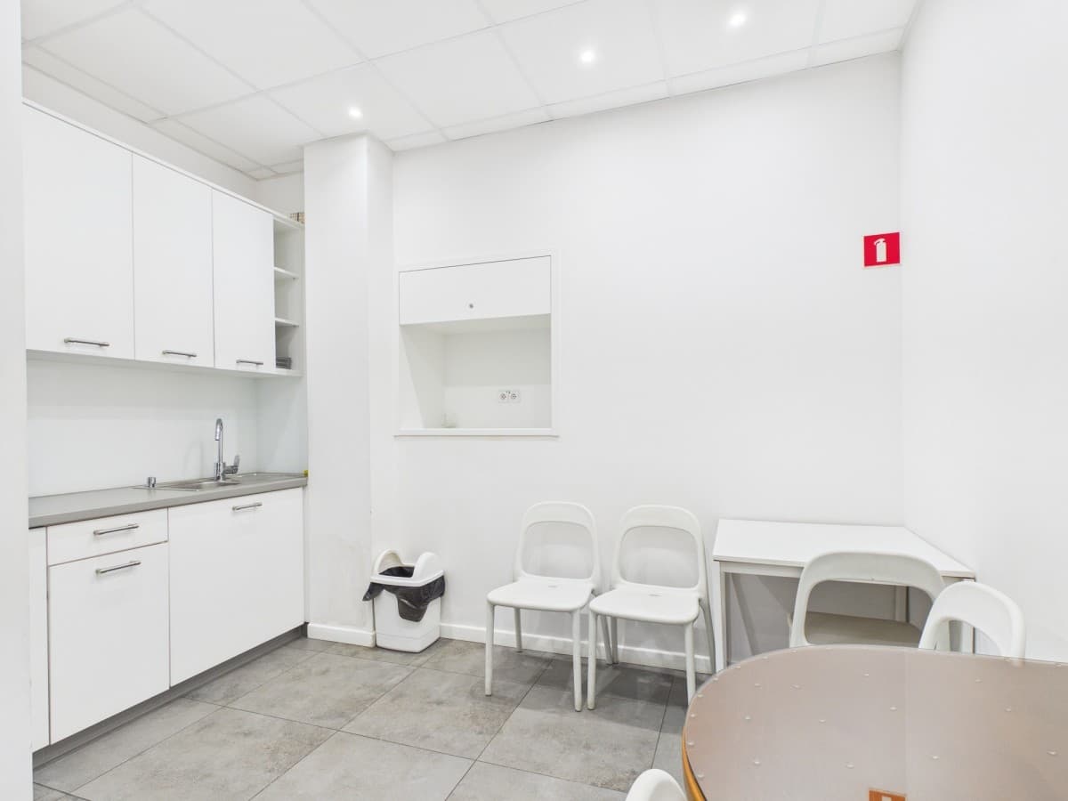 Офисное помещение в историческом небоскребе Варшавы – 9