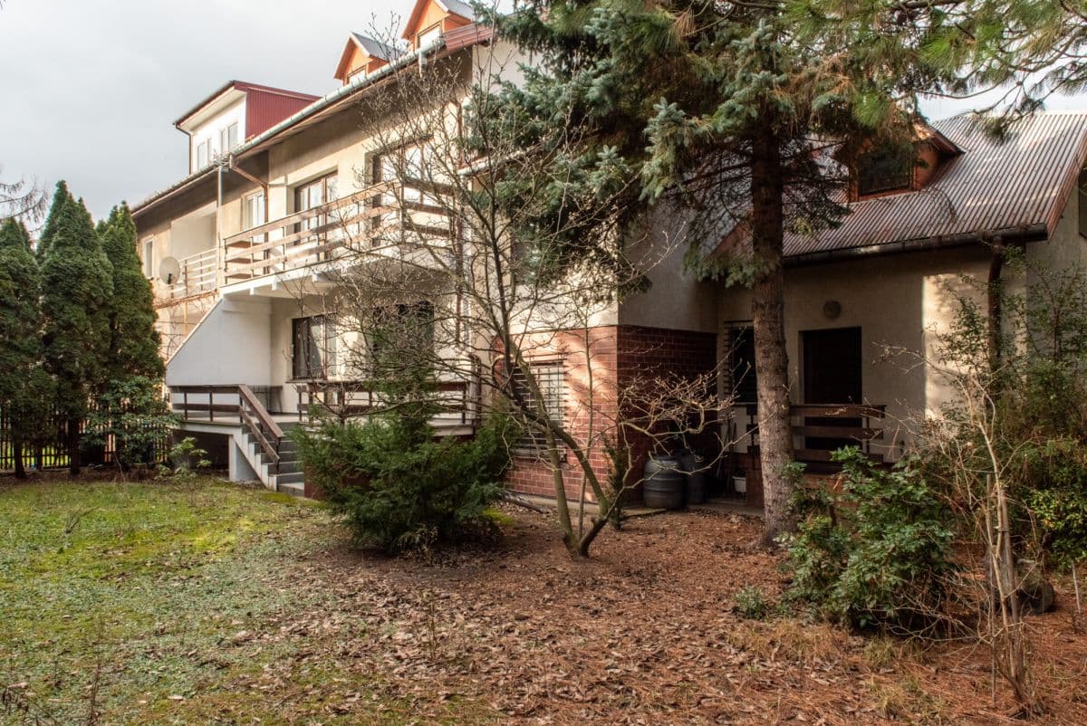 Przestronny dom z dużym ogrodem w Bemowie – 16