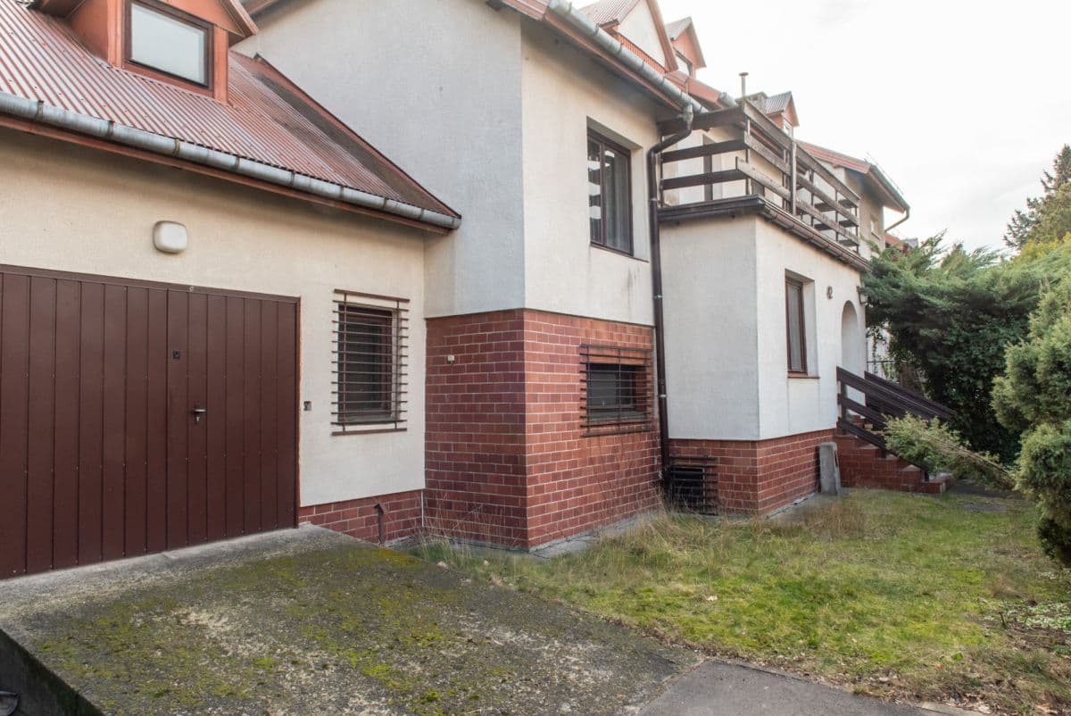 Przestronny dom z dużym ogrodem w Bemowie – 18