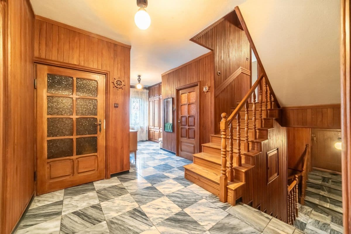 Przestronny dom z dużym ogrodem w Bemowie – 20