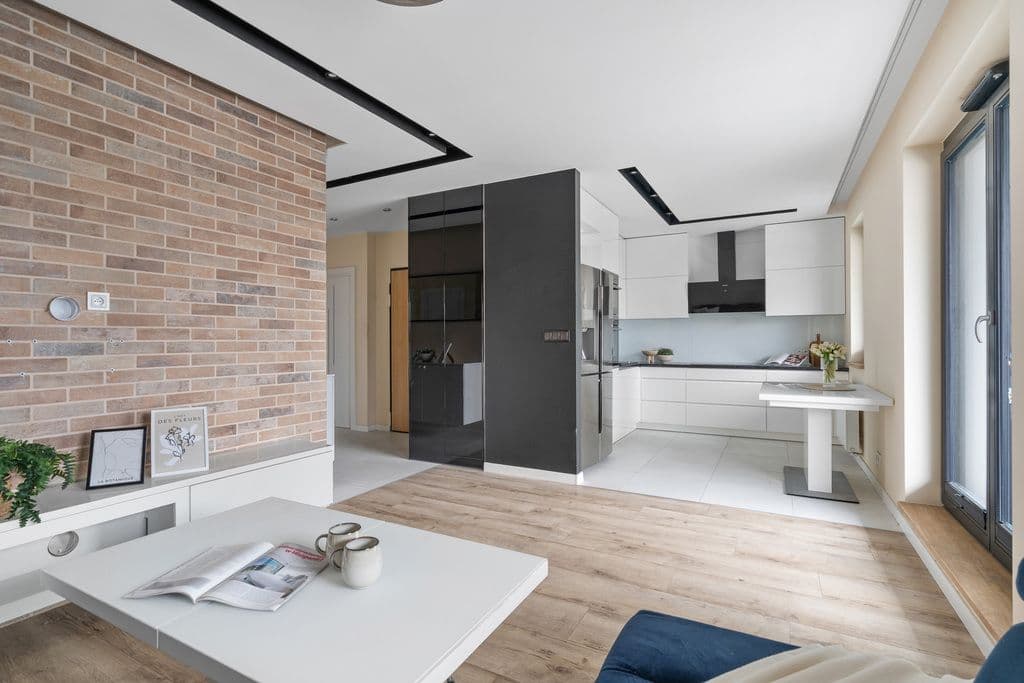 Przestronne mieszkanie rodzinne z dużą loggią – 1