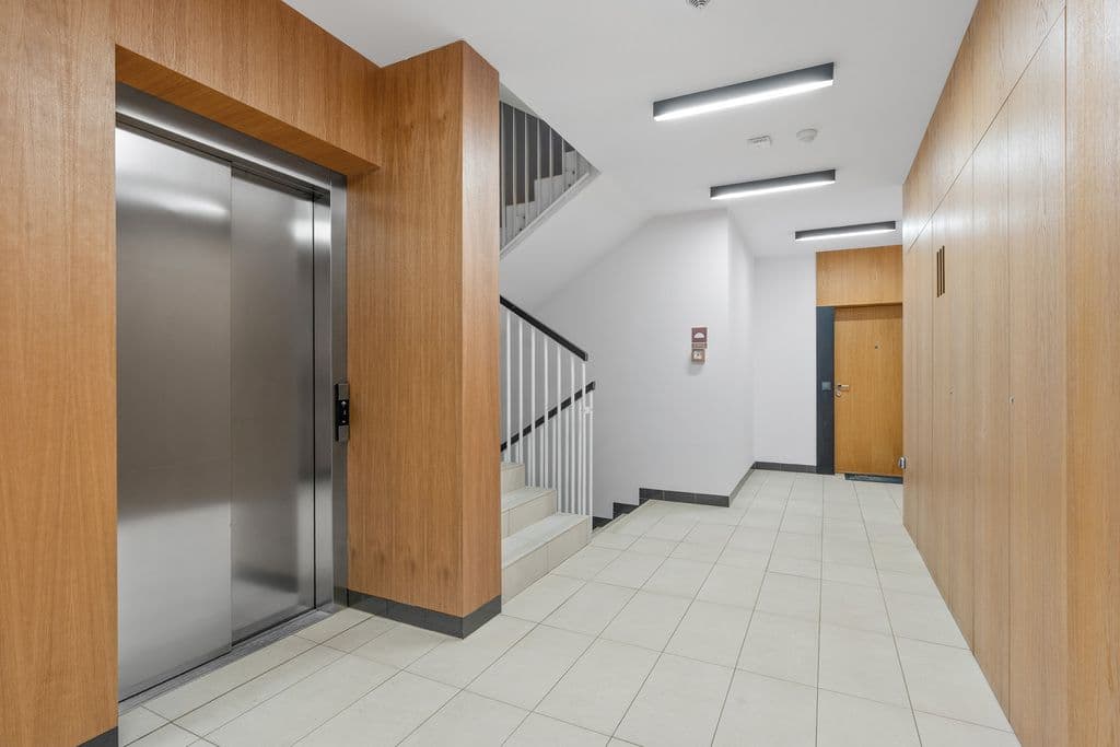 Przestronne mieszkanie rodzinne z dużą loggią – 13