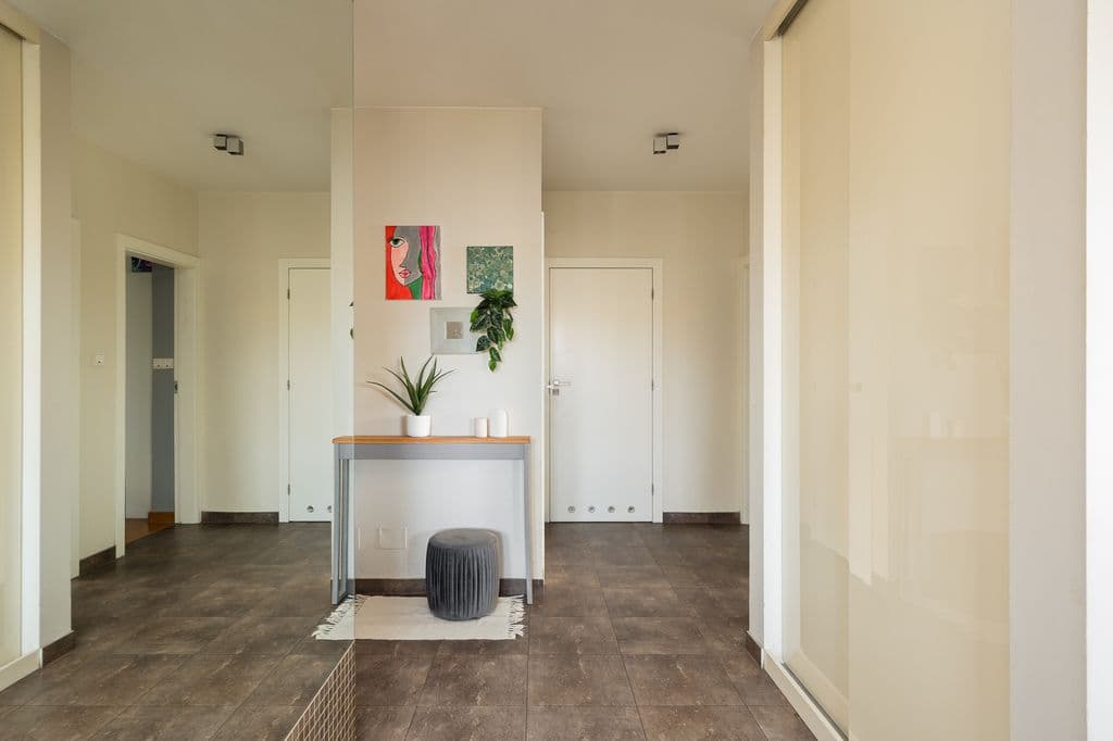 Komfortowe 3-pokojowe mieszkanie blisko metra – 15