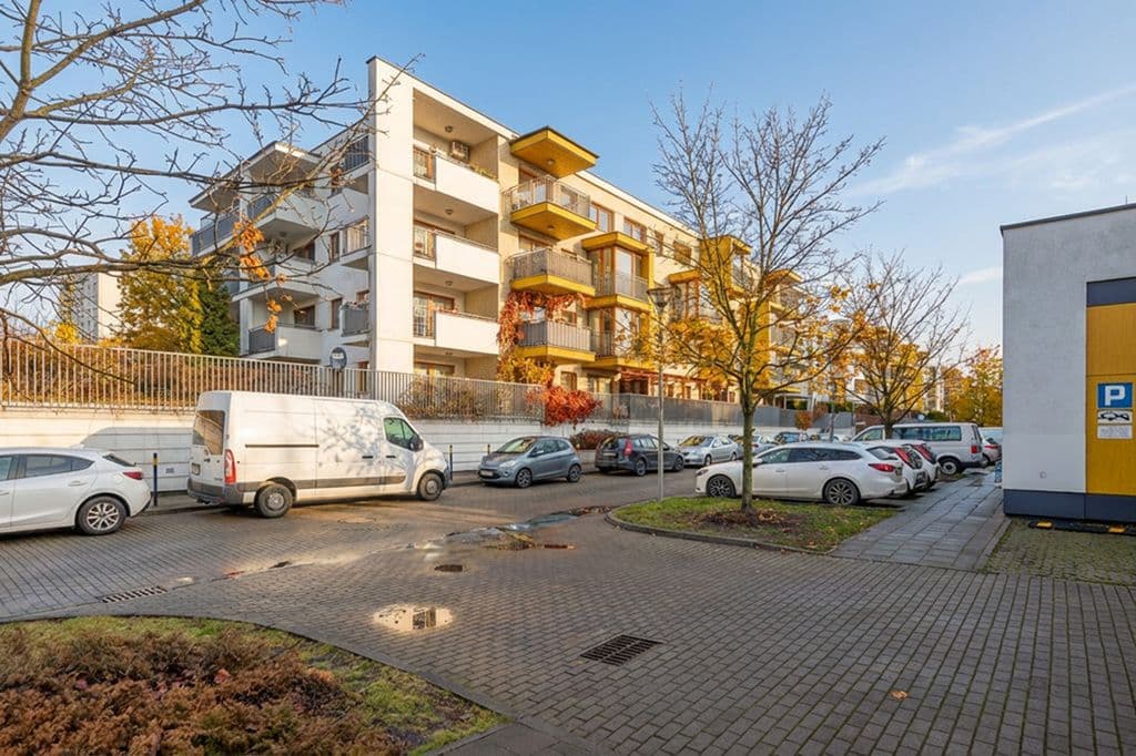 Komfortowe 3-pokojowe mieszkanie blisko metra – 21