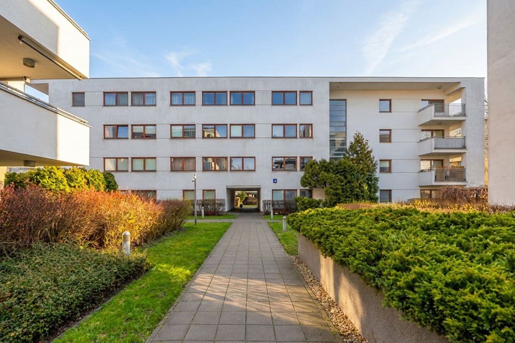 Komfortowe 3-pokojowe mieszkanie blisko metra – 23