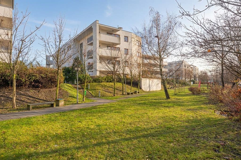 Komfortowe 3-pokojowe mieszkanie blisko metra – 24