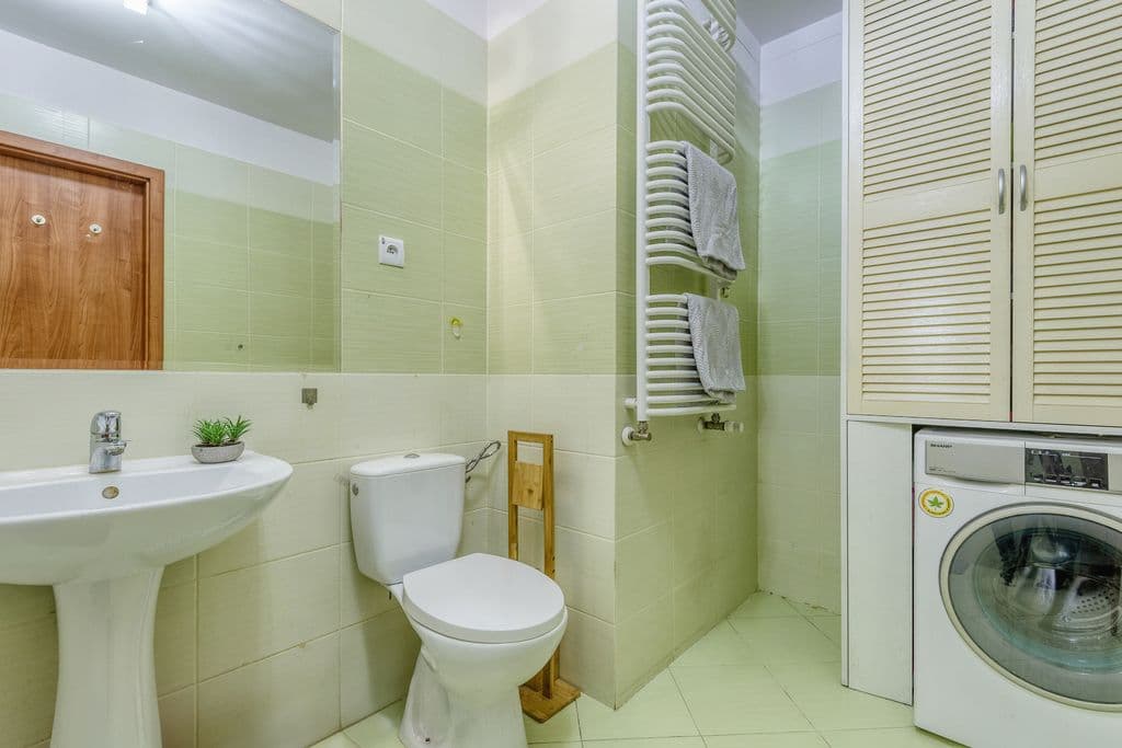 Nowoczesne 2-pokojowe mieszkanie z ogrodem i tarasem – 10