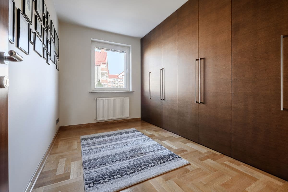 Przestronne mieszkanie 140 m² w spokojnym Gocławiu – 17