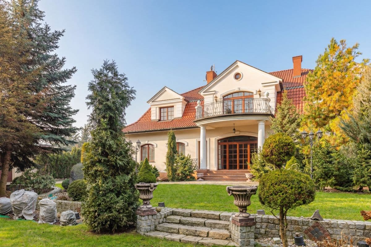 Obłędna rezydencja dworkowa z domem dla gości – 1