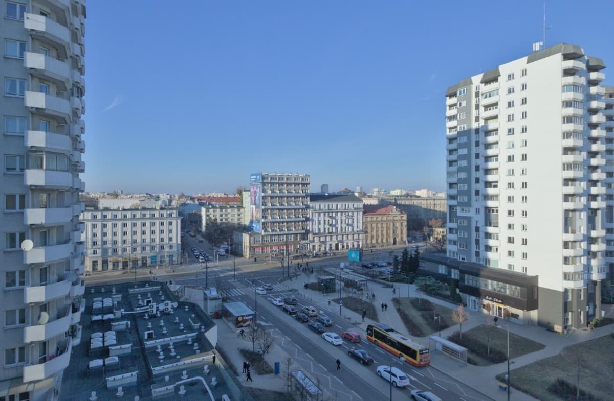 Słoneczne mieszkanie 20m od Metra Płocka, garaż w cenie – 13