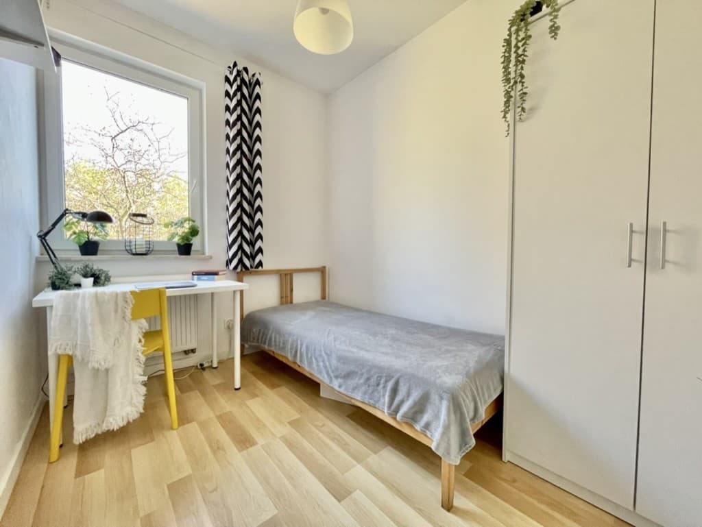 Fully rented investment property in Rembertów – 2