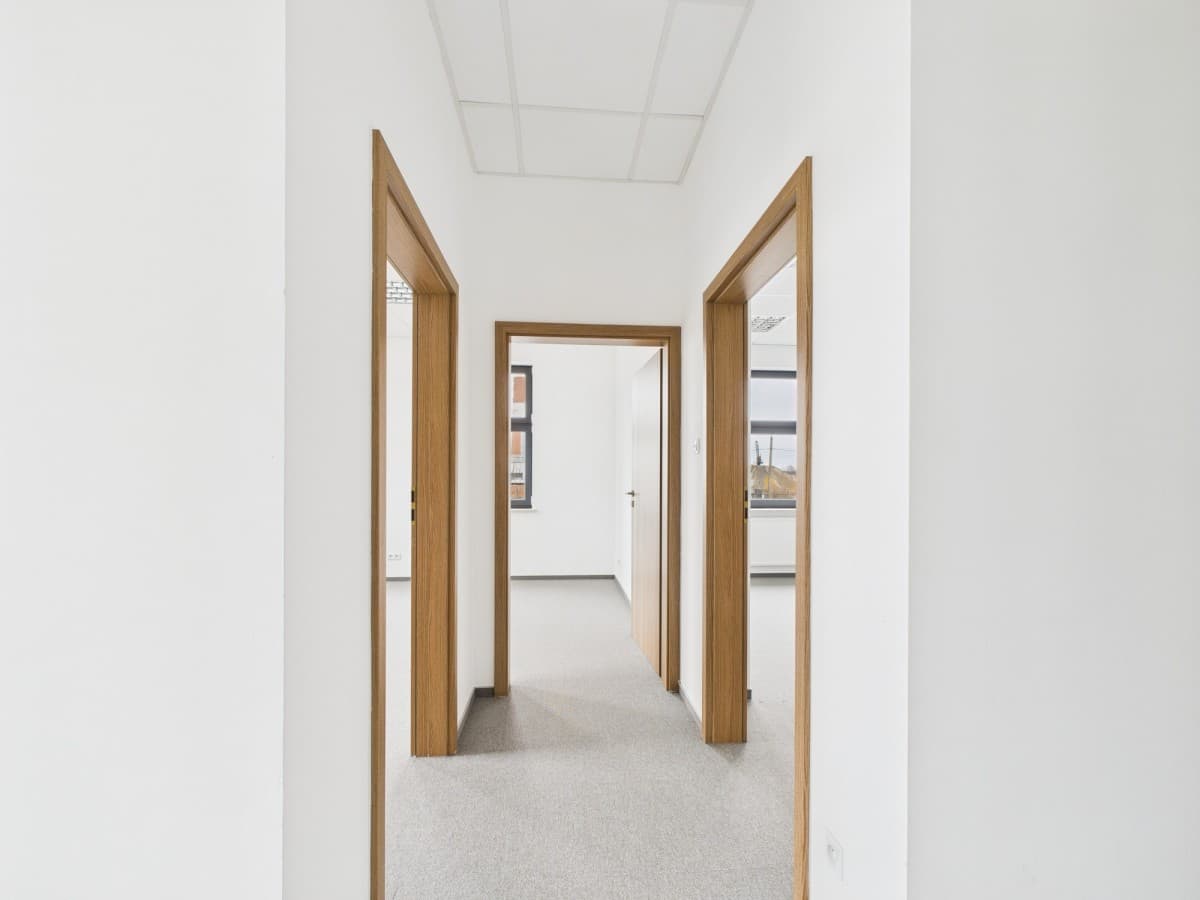 Functional 60 m² office in Warsaw Film Center – 6