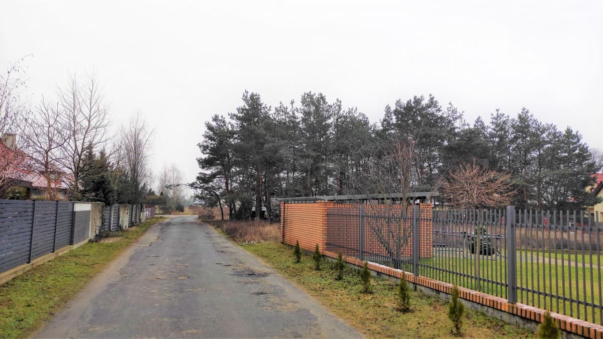 Build-ready residential plot with municipal sewage – 7