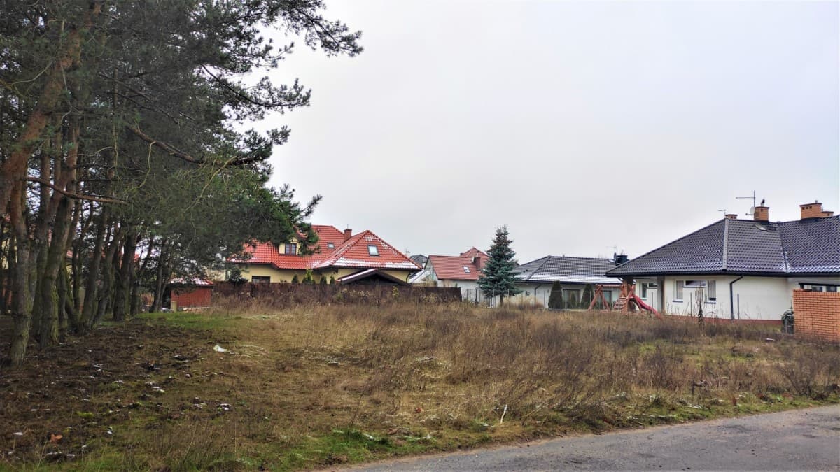 Build-ready residential plot with municipal sewage – 8