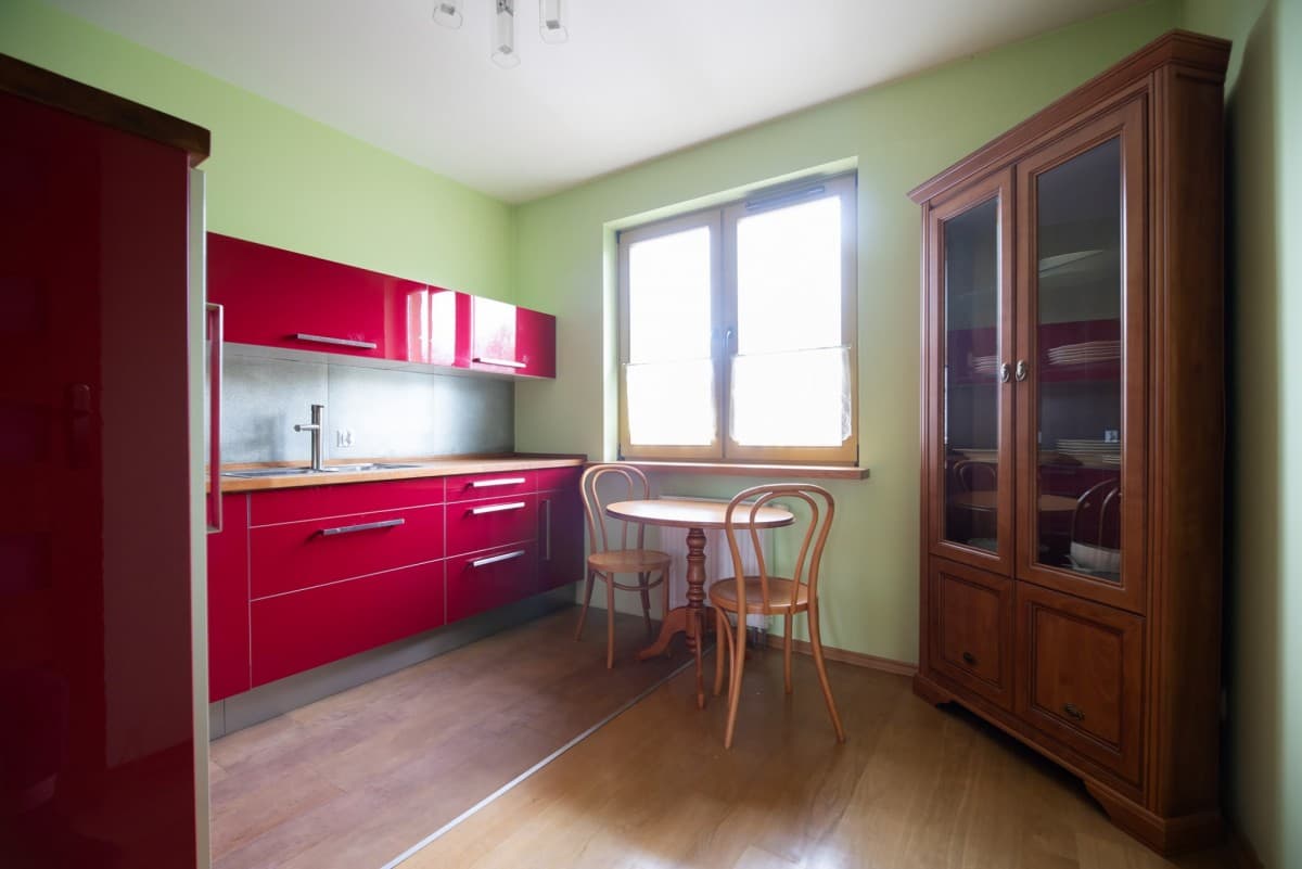 Spacious two-level apartment with pool in Konstancin – 12