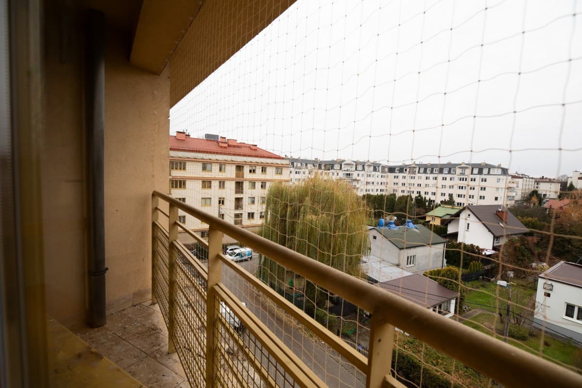 Spacious two-level apartment with pool in Konstancin – 20