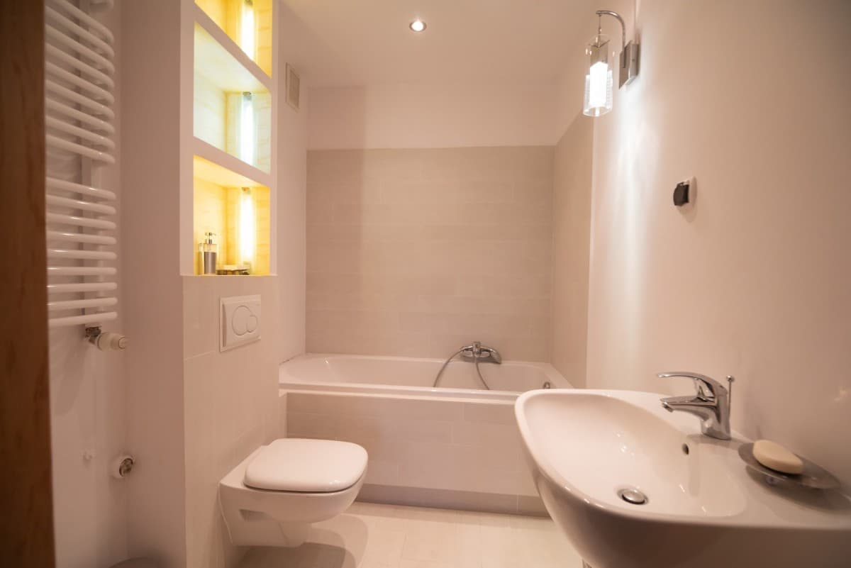 Spacious two-level apartment with pool in Konstancin – 24