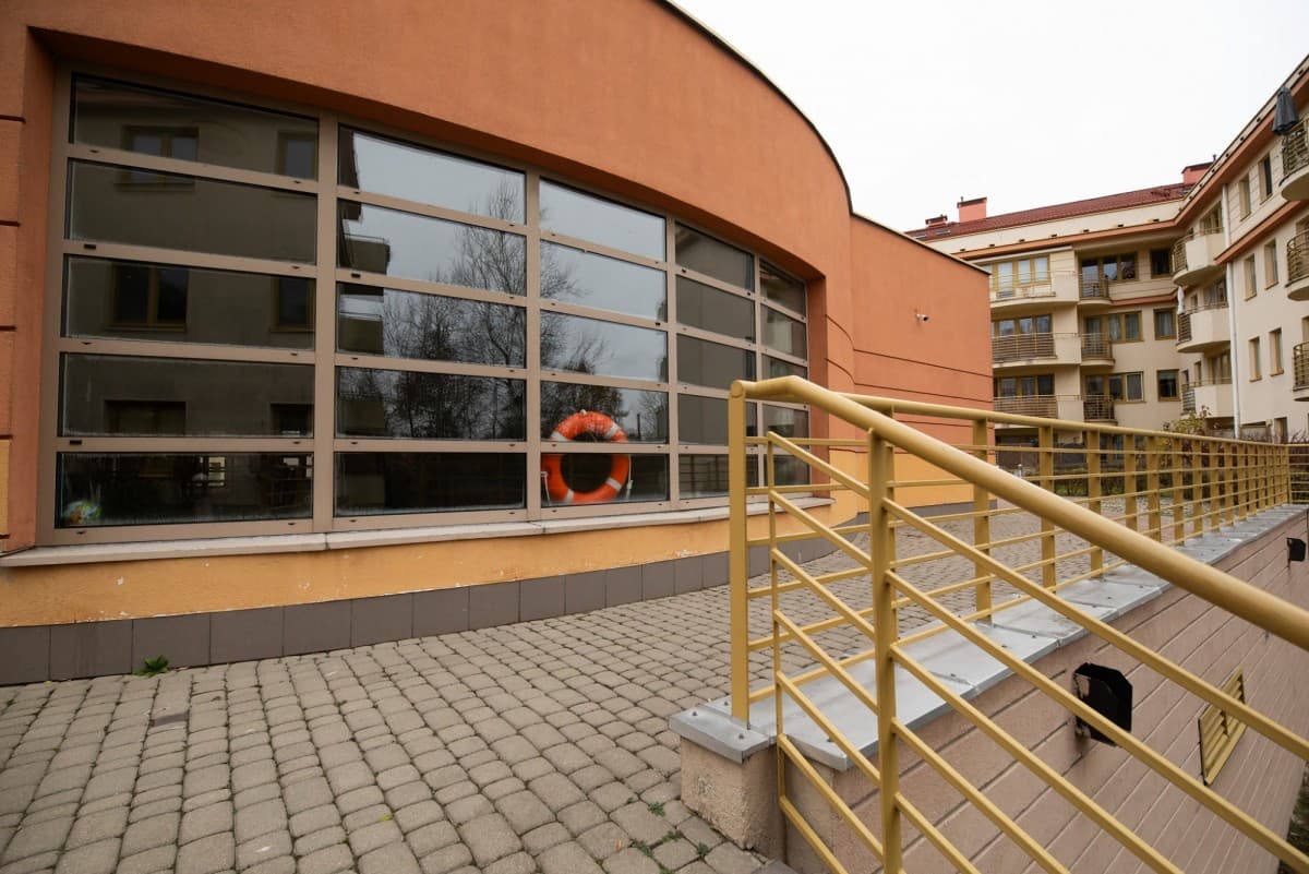 Spacious two-level apartment with pool in Konstancin – 28