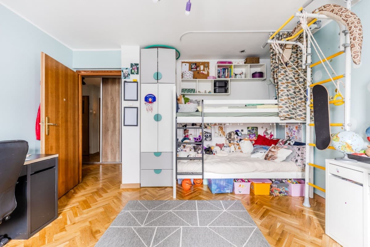 Cozy family apartment near Warsaw, 3 rooms – 11