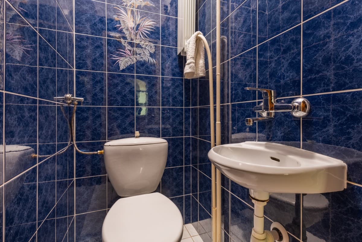 Residential and commercial property with 3 rental units – 12