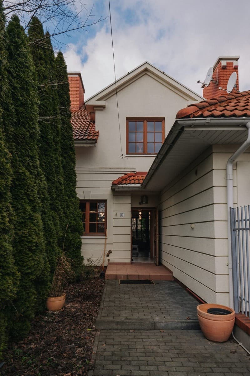 Spacious 4-room middle segment in Konstancin – 1