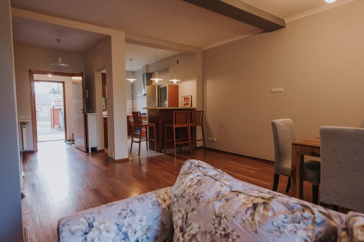 Spacious 4-room middle segment in Konstancin – 4