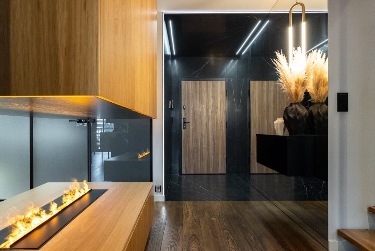 Luxury 4-room duplex apartment with smart home features – 10