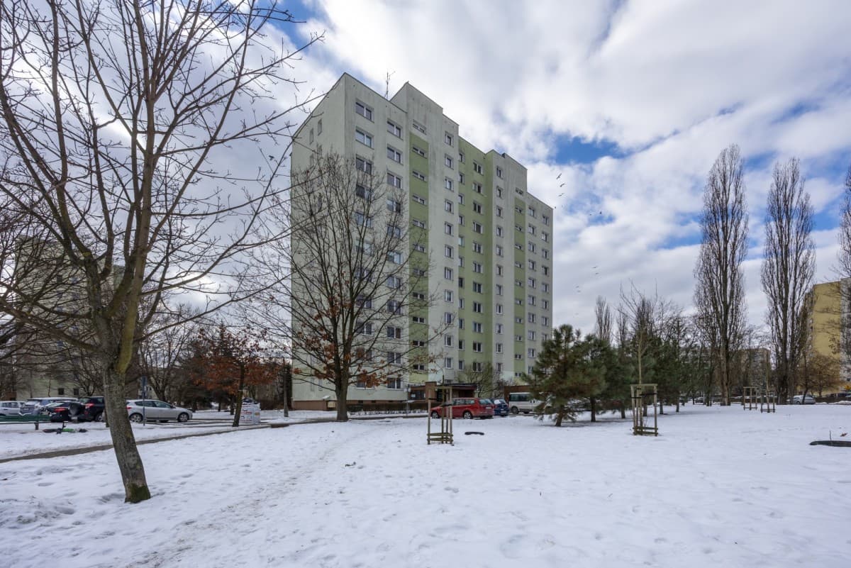 Comfortable 3-room apartment in Bemowo with balcony – 11