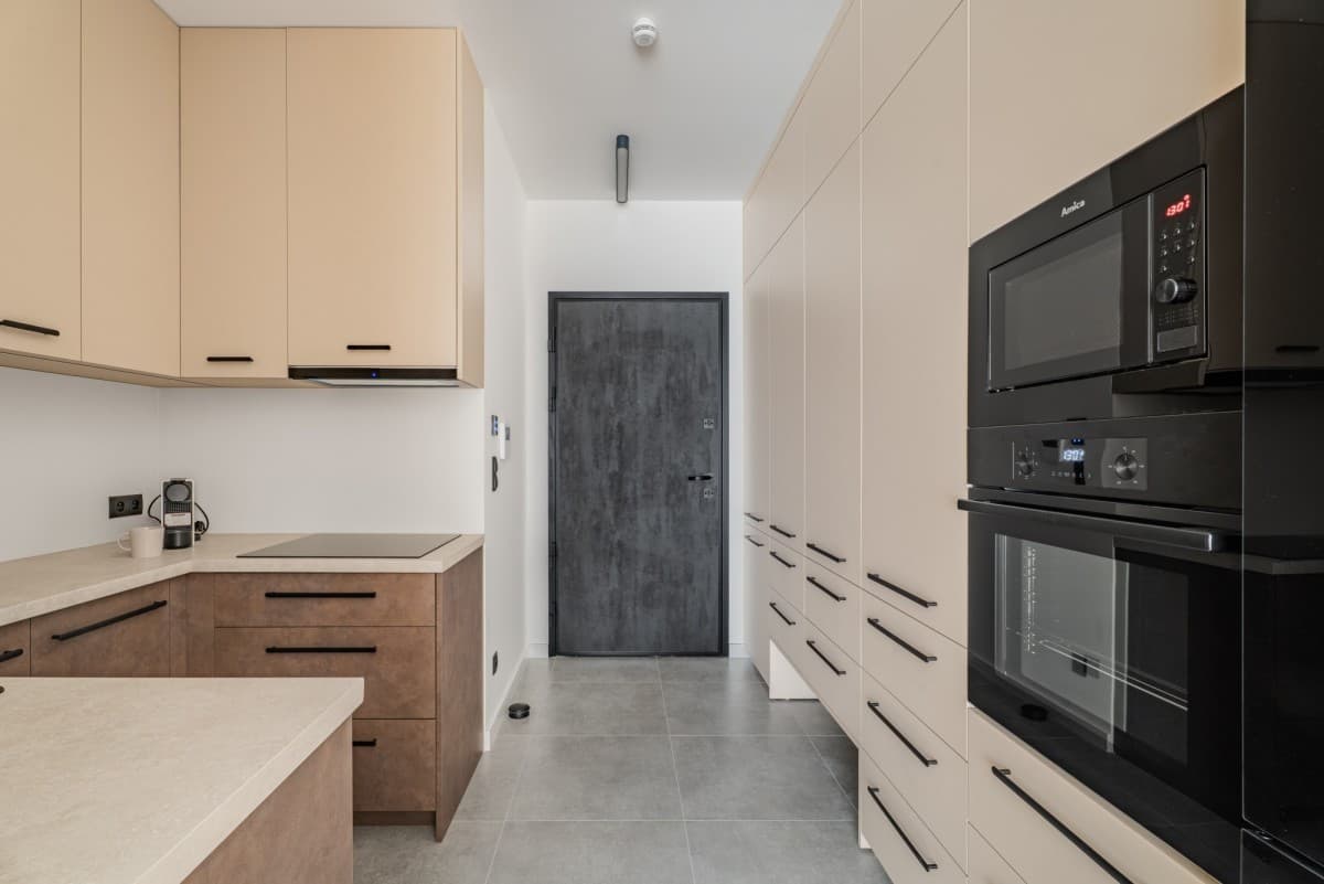 Newly designed 3-room apartment with balcony – 6