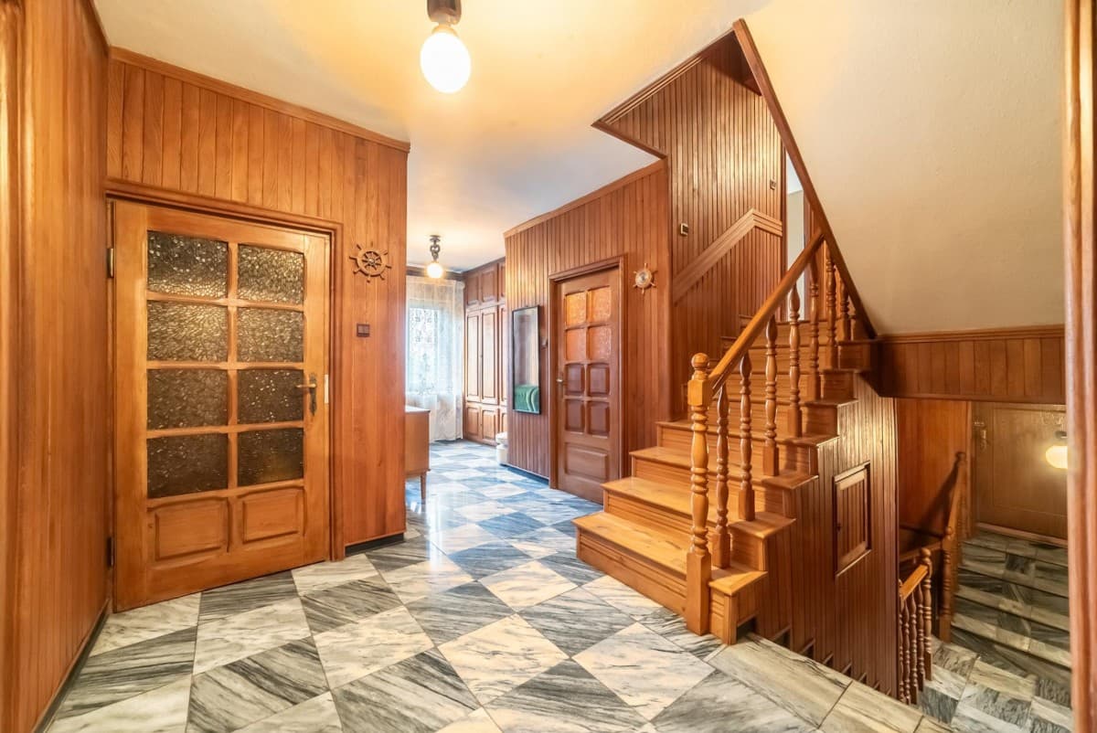 Spacious 10-room house in quiet Bemowo – 20