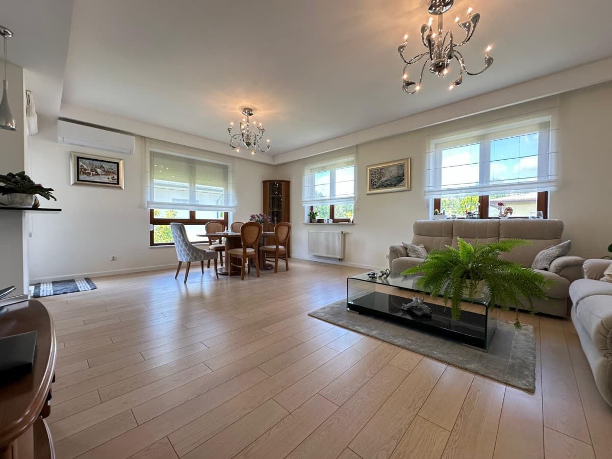 Luxury duplex apartment with private garden – 15